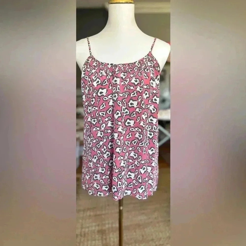 Tucker 100% Silk Red and White Floral Camisole with Scoop Neck